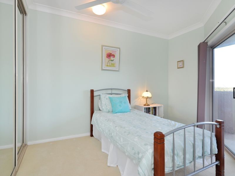 5 Trundle Terrace, Whitfield QLD 4870