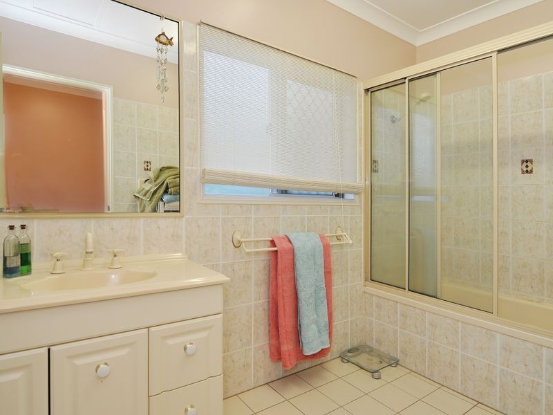 5 Trundle Terrace, Whitfield QLD 4870