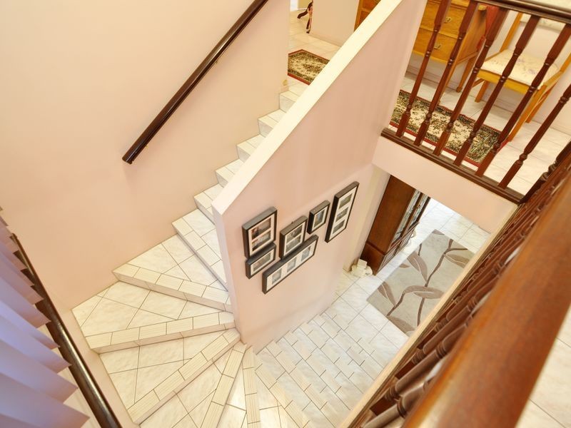 5 Trundle Terrace, Whitfield QLD 4870