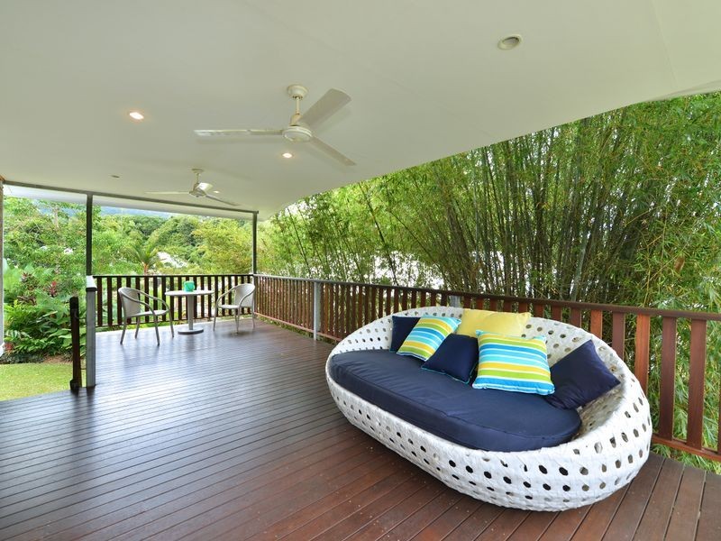 6 Keirle Avenue, Whitfield QLD 4870