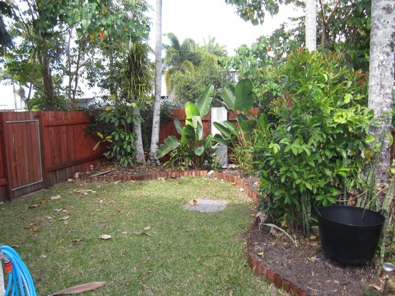 1/14 Rowe Street, Earlville QLD 4870