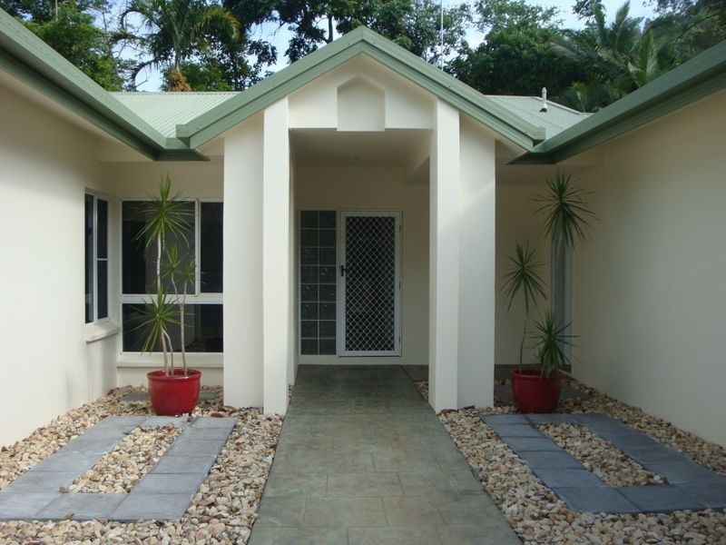 16 Glacier Road, Kamerunga QLD 4870