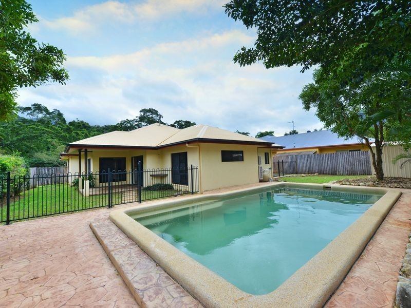 27 Gamburra Drive, Redlynch QLD 4870