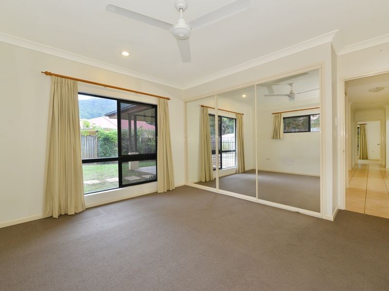 27 Gamburra Drive, Redlynch QLD 4870