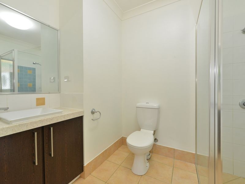 27 Gamburra Drive, Redlynch QLD 4870