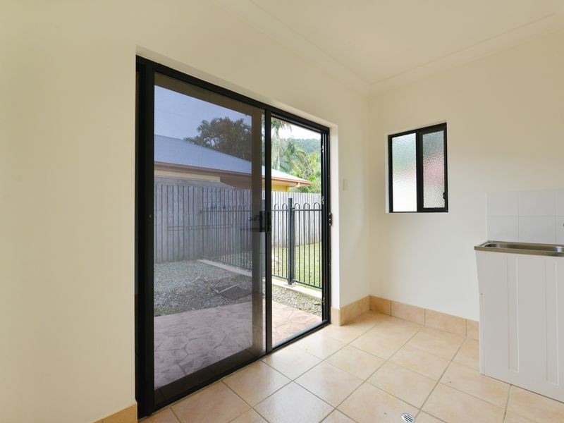 27 Gamburra Drive, Redlynch QLD 4870