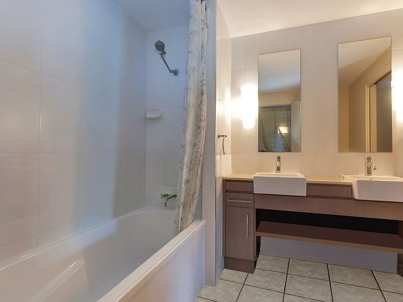 717/12-21 Gregory Street, Westcourt QLD 4870