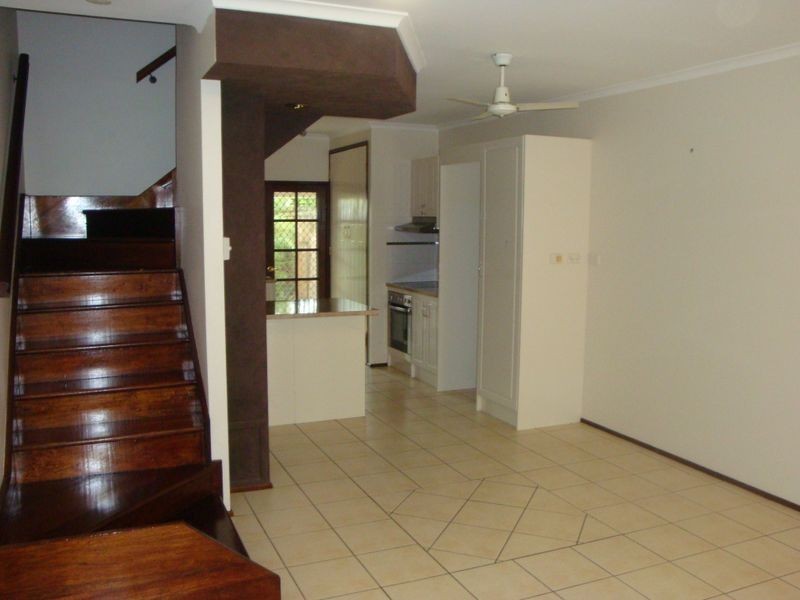 5/21 Fairweather Street, Yorkeys Knob QLD 4878