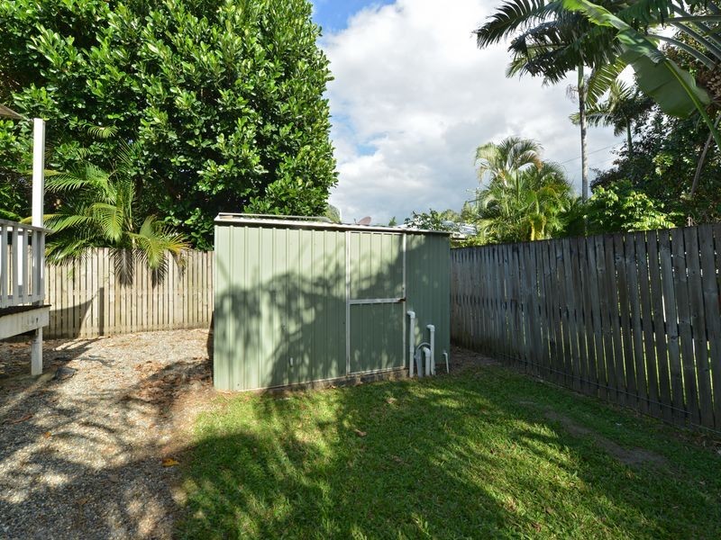 4 Moignard Street, Manoora QLD 4870