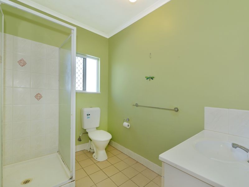 1/2 Grantala Street, Manoora QLD 4870