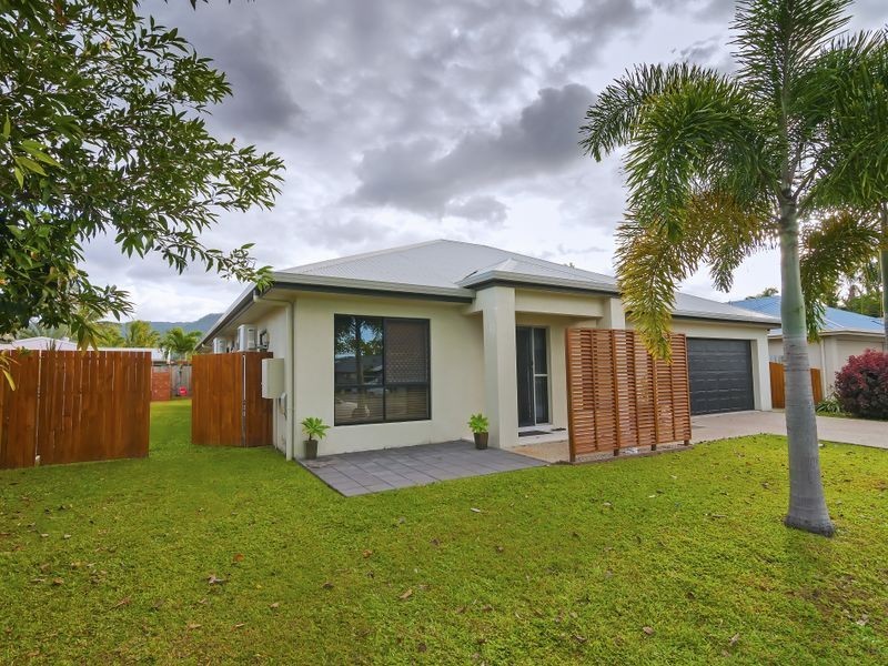 35 Angor Road, Trinity Park QLD 4879