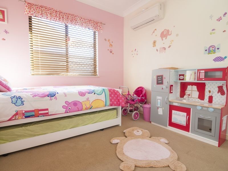 35 Angor Road, Trinity Park QLD 4879