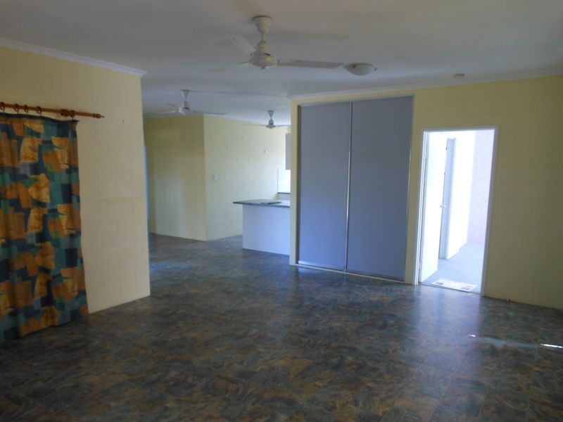 15 Kelpie Close, Mount Sheridan QLD 4868