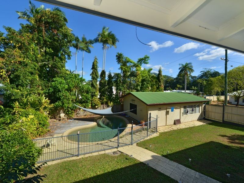 31 Hall Street, Edge Hill QLD 4870