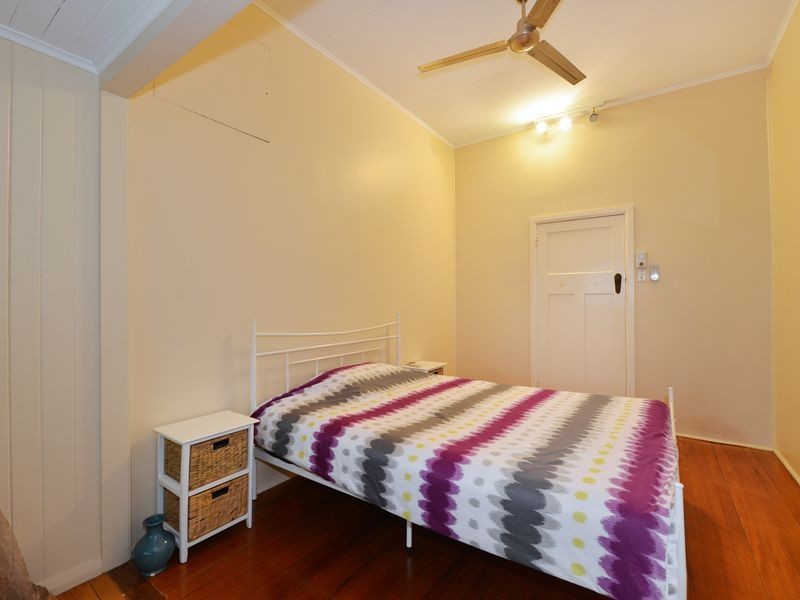 31 Hall Street, Edge Hill QLD 4870