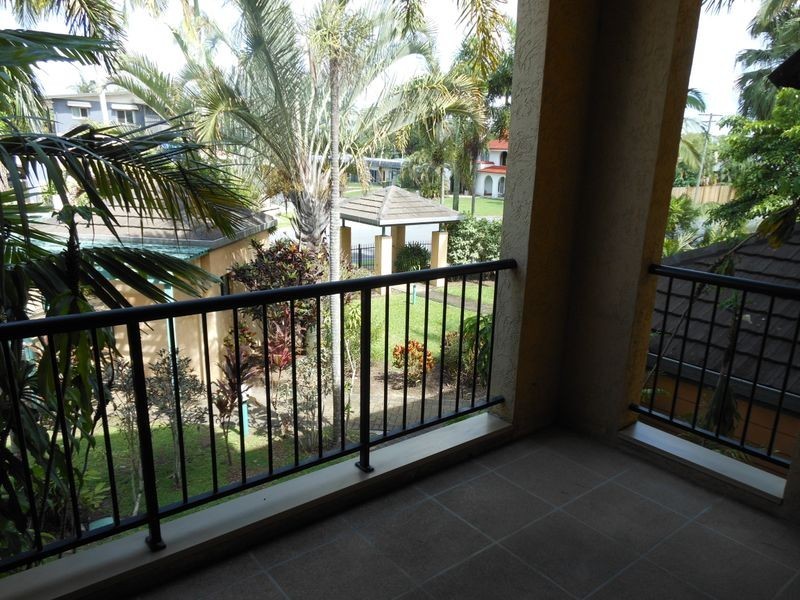 10/2 McGuigan Street, Earlville QLD 4870