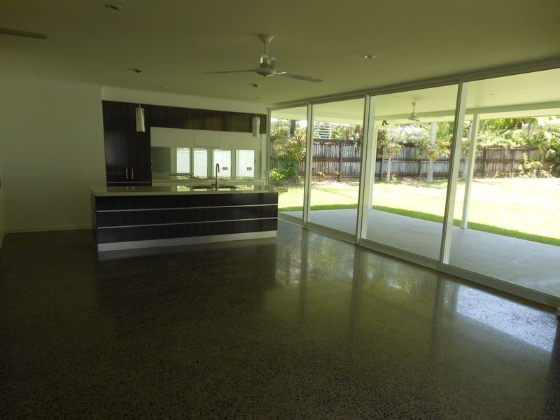13 Lomond Close, Edge Hill QLD 4870