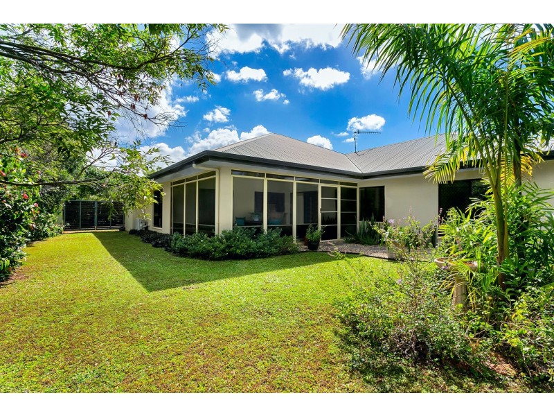 108 Springbrook Avenue, Redlynch QLD 4870