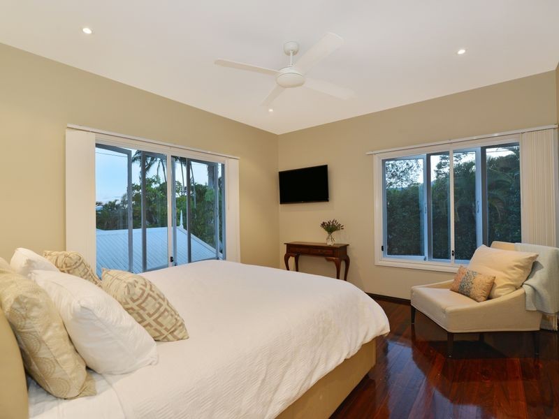 34 Nolan Street, Whitfield QLD 4870