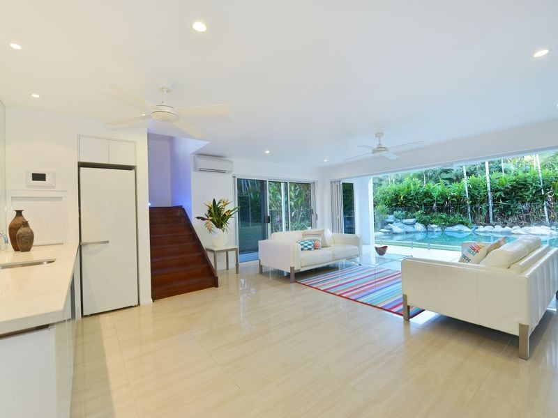 34 Nolan Street, Whitfield QLD 4870