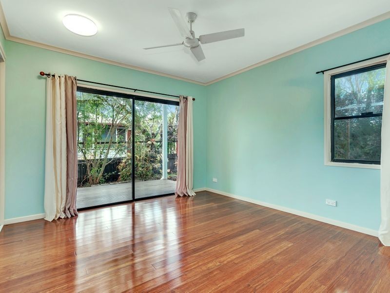 64 Macilwraith Street, Manoora QLD 4870