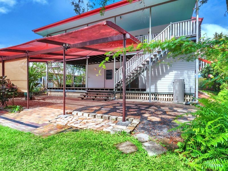 64 Macilwraith Street, Manoora QLD 4870