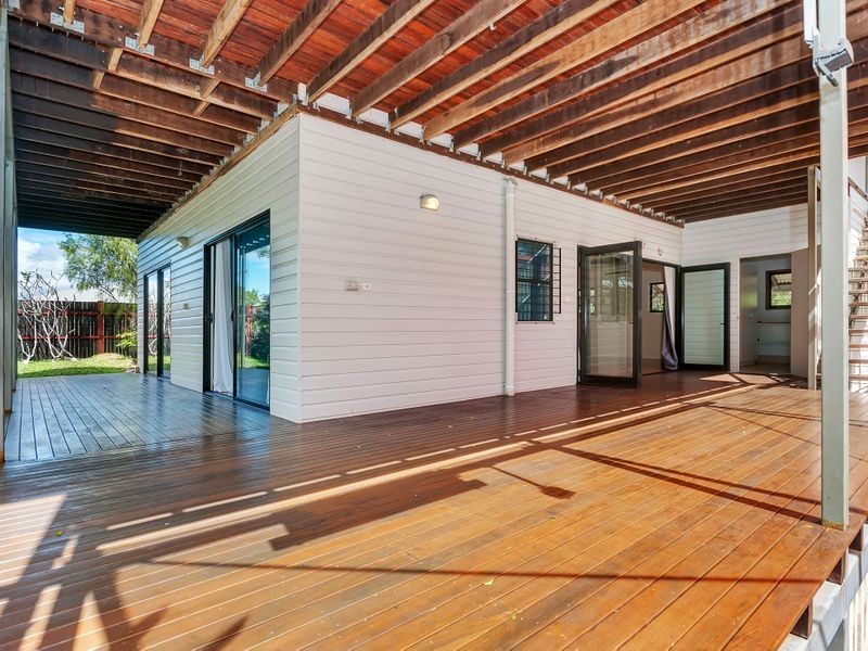 64 Macilwraith Street, Manoora QLD 4870