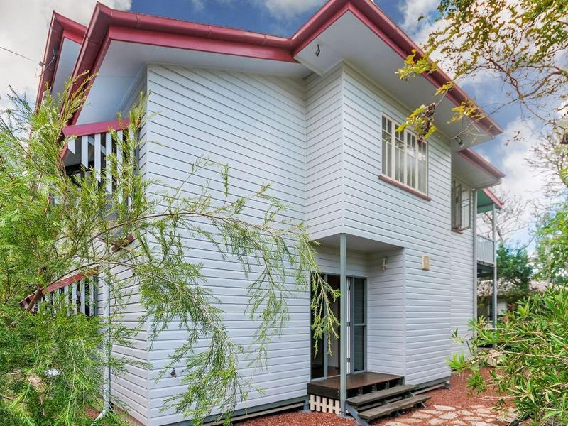 64 Macilwraith Street, Manoora QLD 4870