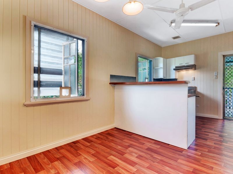 64 Macilwraith Street, Manoora QLD 4870