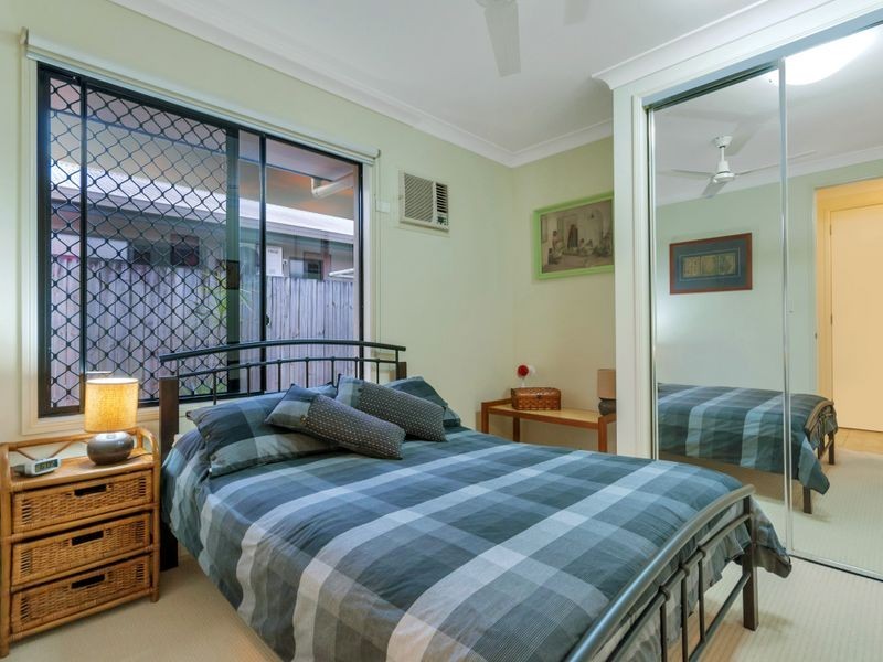 1 Keppel Place, Bentley Park QLD 4869