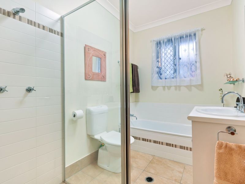 1 Keppel Place, Bentley Park QLD 4869