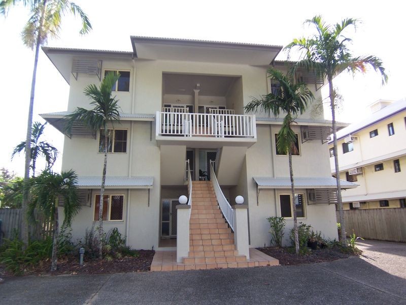 1/41 Sims Esplanade, Yorkeys Knob QLD 4878