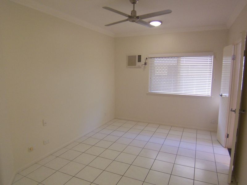 1/41 Sims Esplanade, Yorkeys Knob QLD 4878