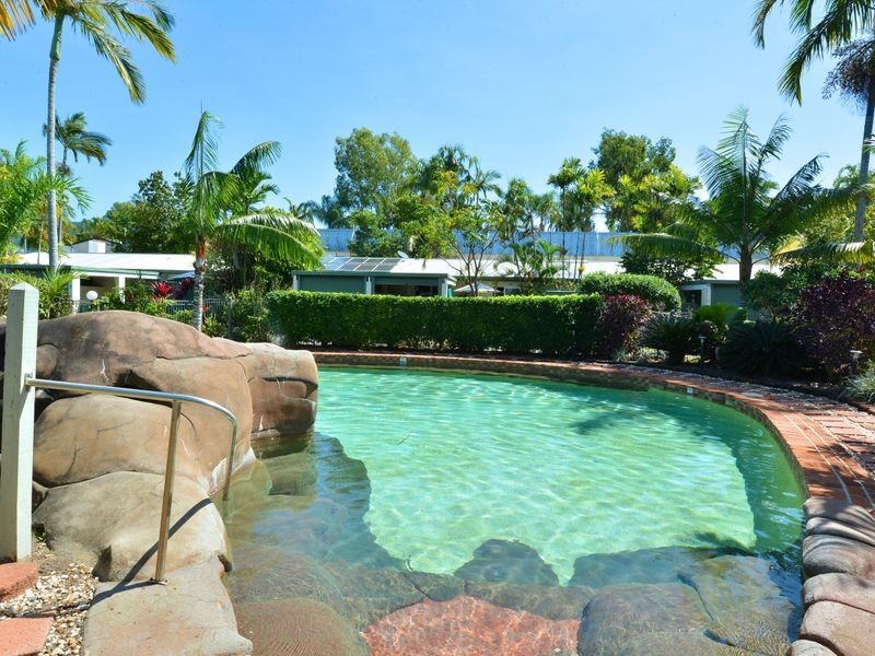 8/12 Cannon Street, Manunda QLD 4870