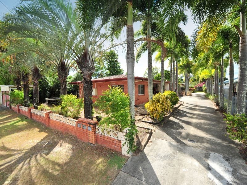 1/40 Clarke Street, Manunda QLD 4870