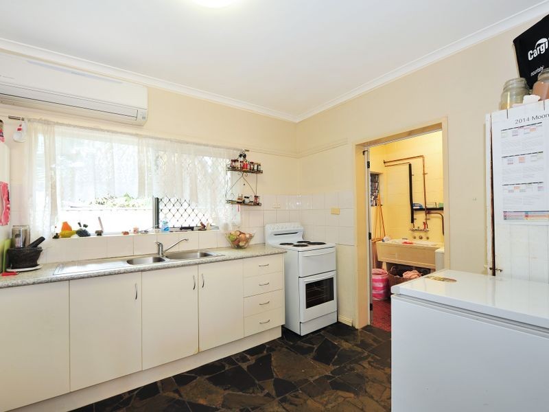 1/40 Clarke Street, Manunda QLD 4870