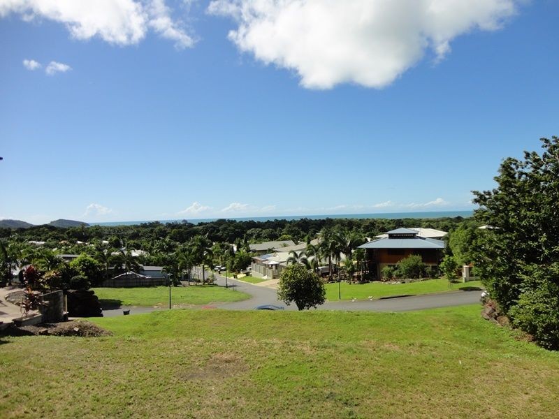20 Savannah Street, Palm Cove QLD 4879