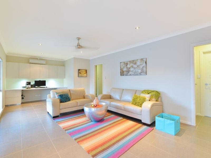 14 Raffles Avenue, Redlynch QLD 4870