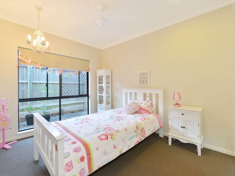 14 Raffles Avenue, Redlynch QLD 4870