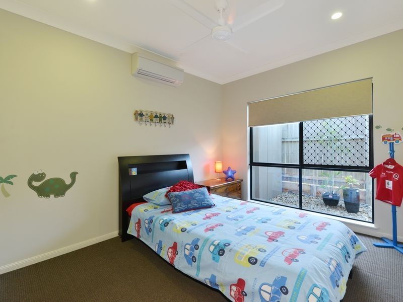 14 Raffles Avenue, Redlynch QLD 4870