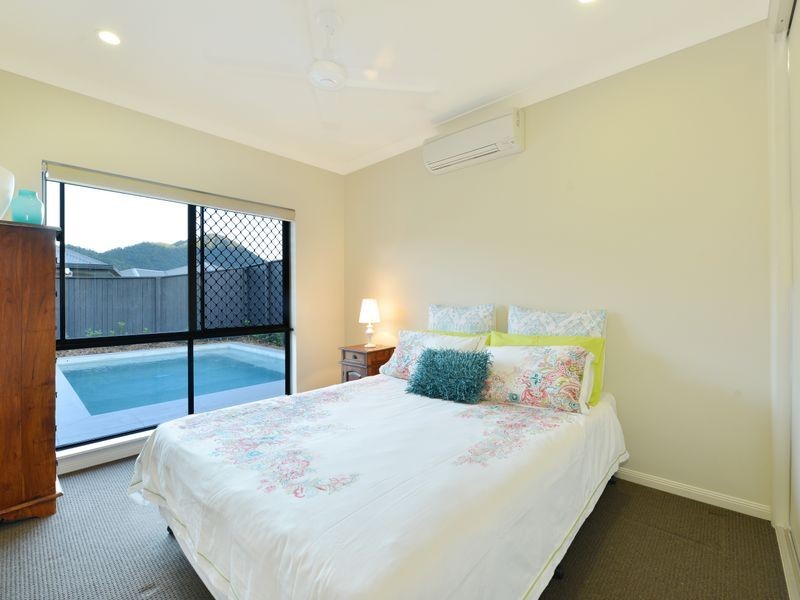 14 Raffles Avenue, Redlynch QLD 4870