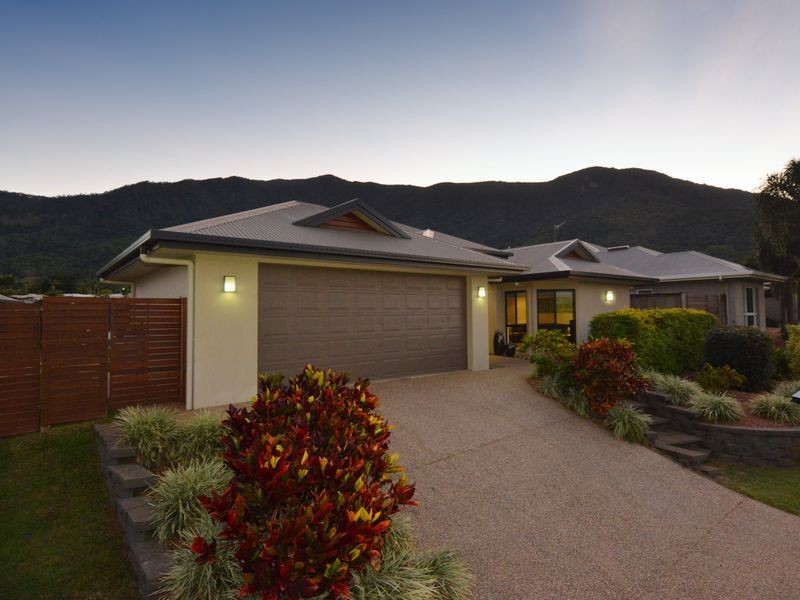 14 Raffles Avenue, Redlynch QLD 4870