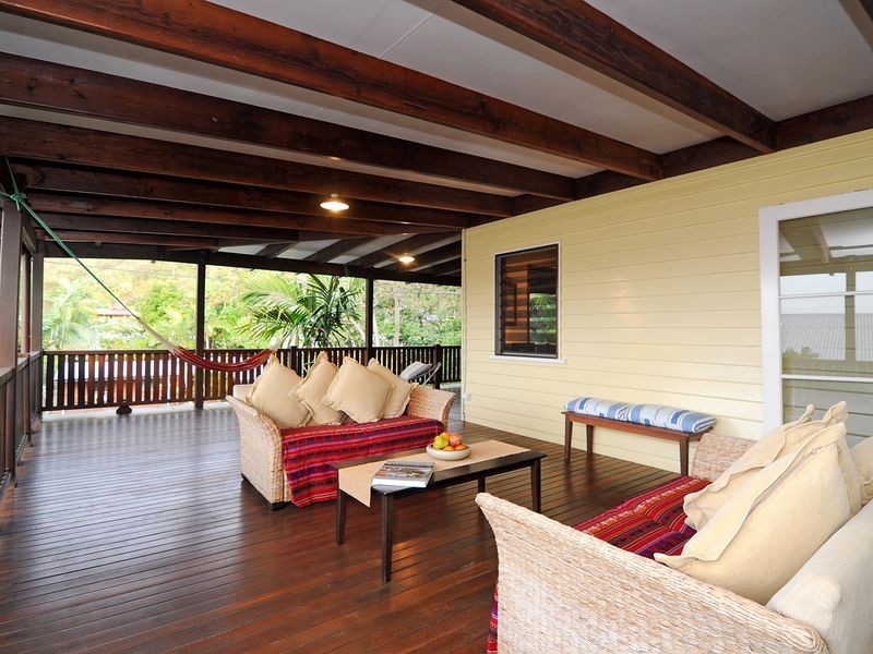 16 Avon Street, Stratford QLD 4870