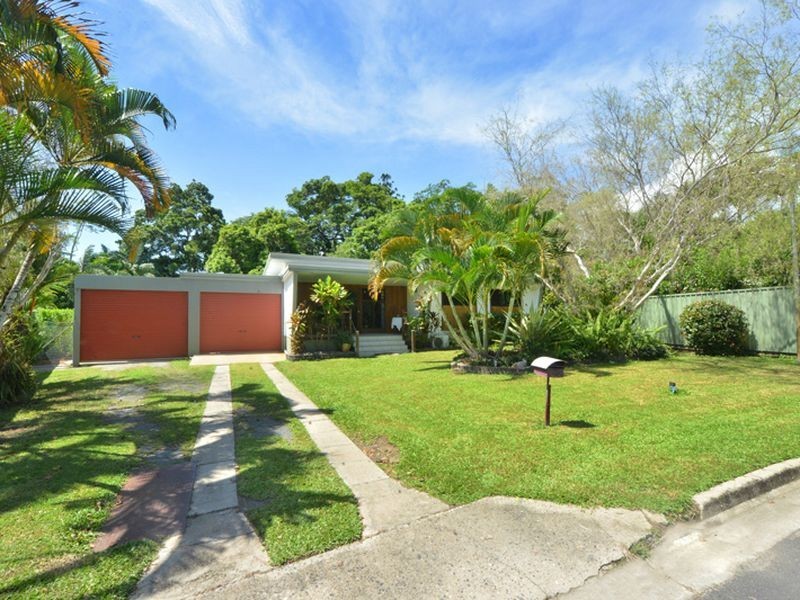 4 Byrnes Close, Whitfield QLD 4870