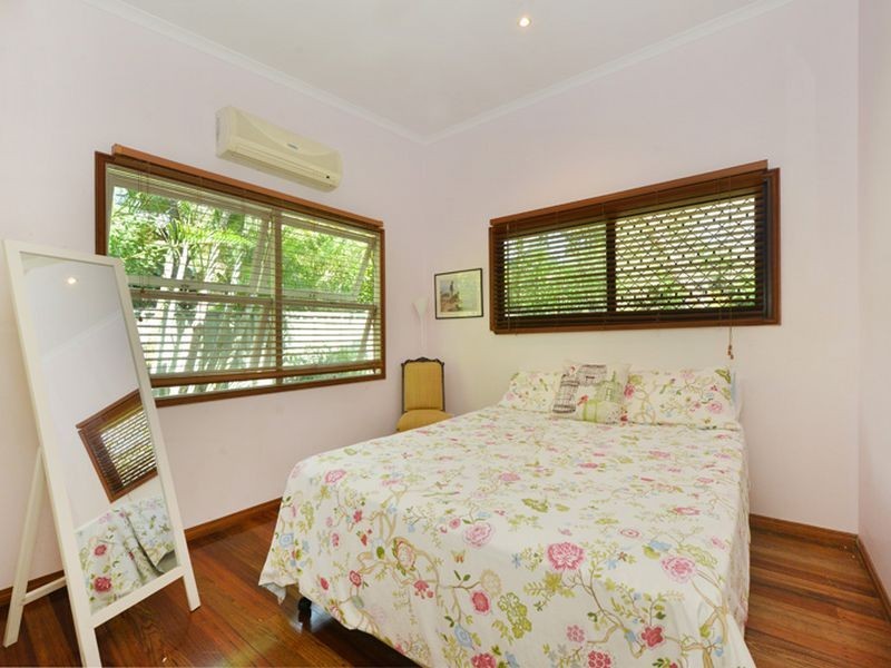 4 Byrnes Close, Whitfield QLD 4870