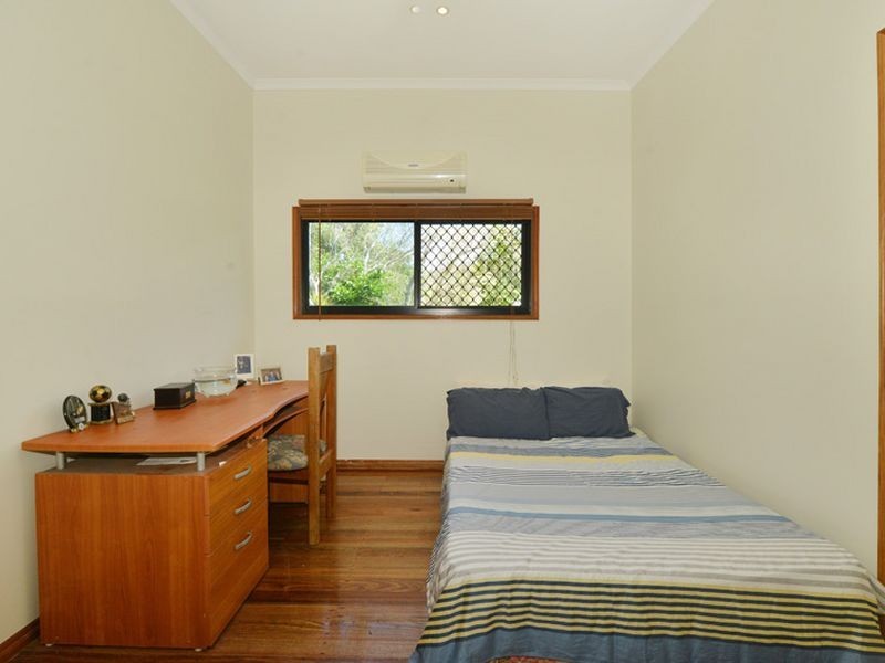 4 Byrnes Close, Whitfield QLD 4870