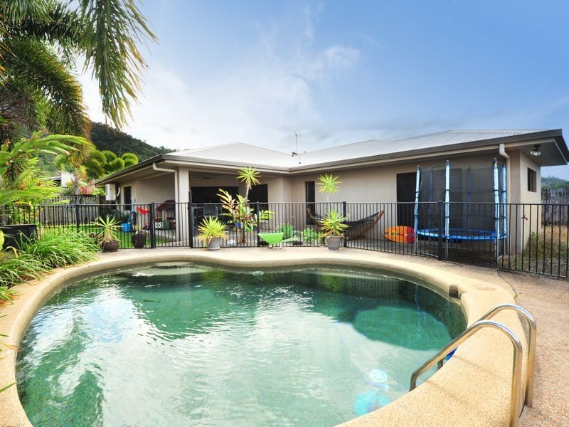 108 McFarlane Drive, Kanimbla QLD 4870