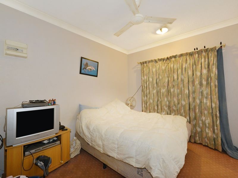 1/217 Spence Street, Bungalow QLD 4870