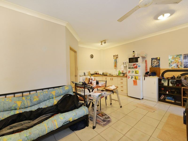 1/217 Spence Street, Bungalow QLD 4870