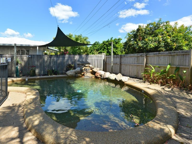 1/217 Spence Street, Bungalow QLD 4870
